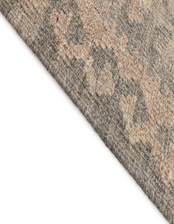 Detail image of  4' x 5' 11  Hand Woven Kilim Maymana Wool Rug