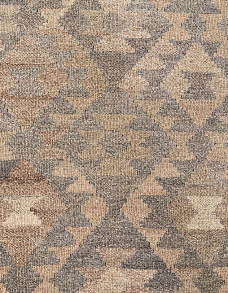 Detail image of  4' x 5' 11  Hand Woven Kilim Maymana Wool Rug