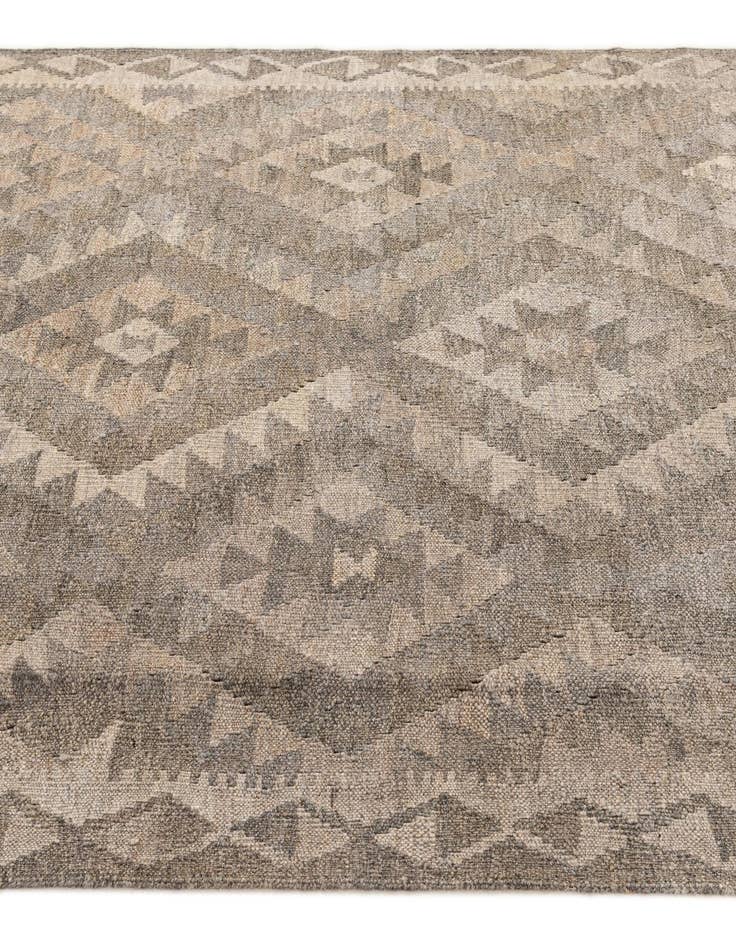 Detail image of  4' x 6'  Hand Woven Kilim Maymana Wool Rug