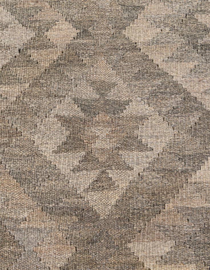 Detail image of  4' x 6'  Hand Woven Kilim Maymana Wool Rug