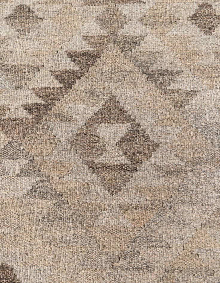 Detail image of  4' x 5' 9  Hand Woven Kilim Maymana Wool Rug
