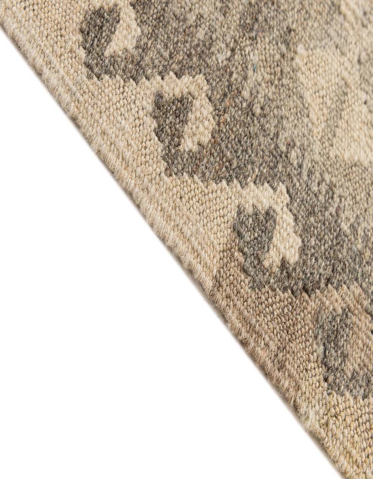 Detail image of  3' 10 x 6' 4  Hand Woven Kilim Maymana Wool Rug