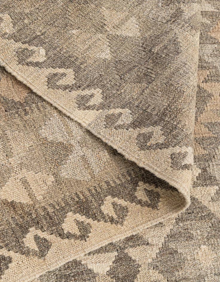 Detail image of  3' 10 x 6' 4  Hand Woven Kilim Maymana Wool Rug