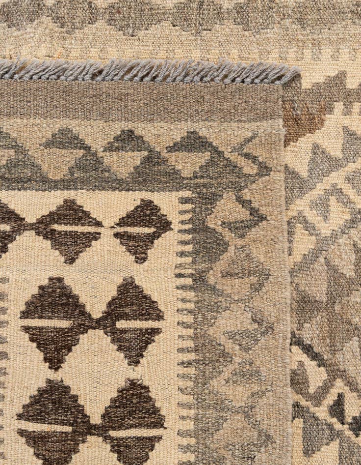 Detail image of  3' 11 x 6' 3  Hand Woven Kilim Maymana Wool Rug