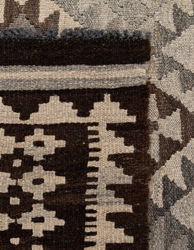 Detail image of  3' 10 x 6' 3  Hand Woven Kilim Maymana Wool Rug