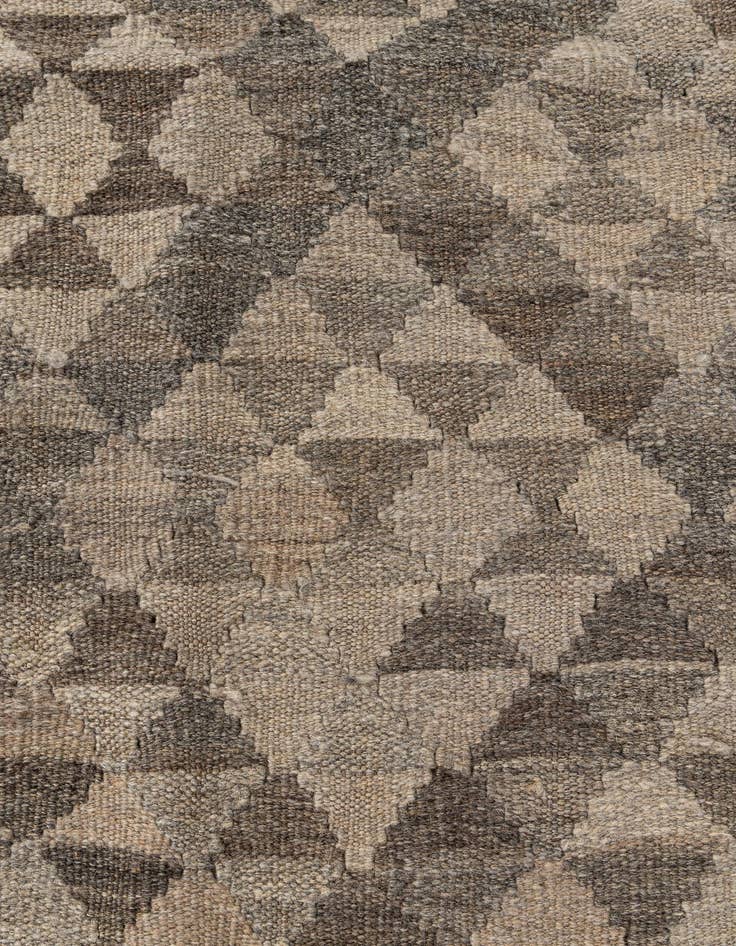 Detail image of  4' 2 x 6' 2  Hand Woven Kilim Maymana Wool Rug