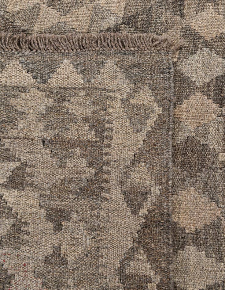 Detail image of  4' 2 x 6' 2  Hand Woven Kilim Maymana Wool Rug