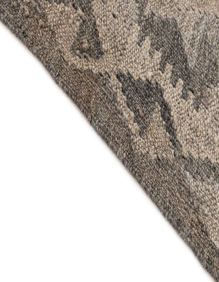 Detail image of  4' 1 x 6' 3  Hand Woven Kilim Maymana Wool Rug