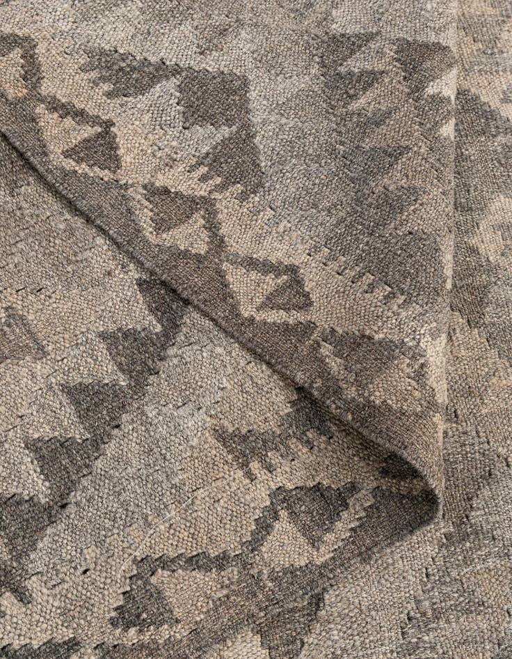 Detail image of  4' 1 x 6' 3  Hand Woven Kilim Maymana Wool Rug