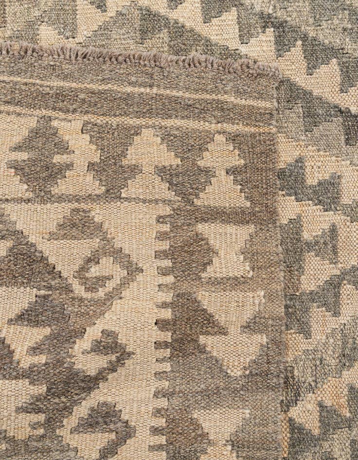 Detail image of  4' x 7' 3  Hand Woven Kilim Maymana Wool Rug