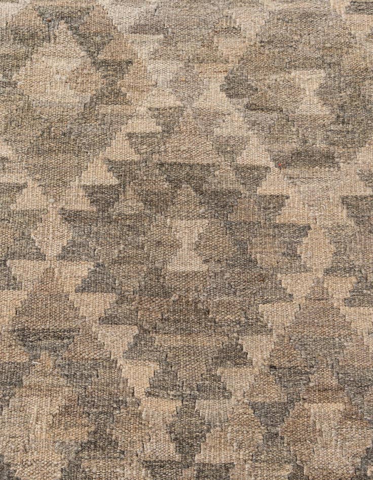 Detail image of  4' 3 x 5' 8  Hand Woven Kilim Maymana Wool Rug