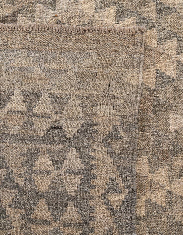 Detail image of  4' 3 x 5' 8  Hand Woven Kilim Maymana Wool Rug