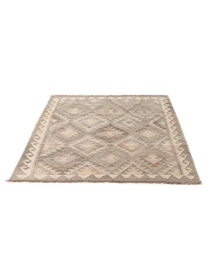 Detail image of  4' 3 x 5' 8  Hand Woven Kilim Maymana Wool Rug