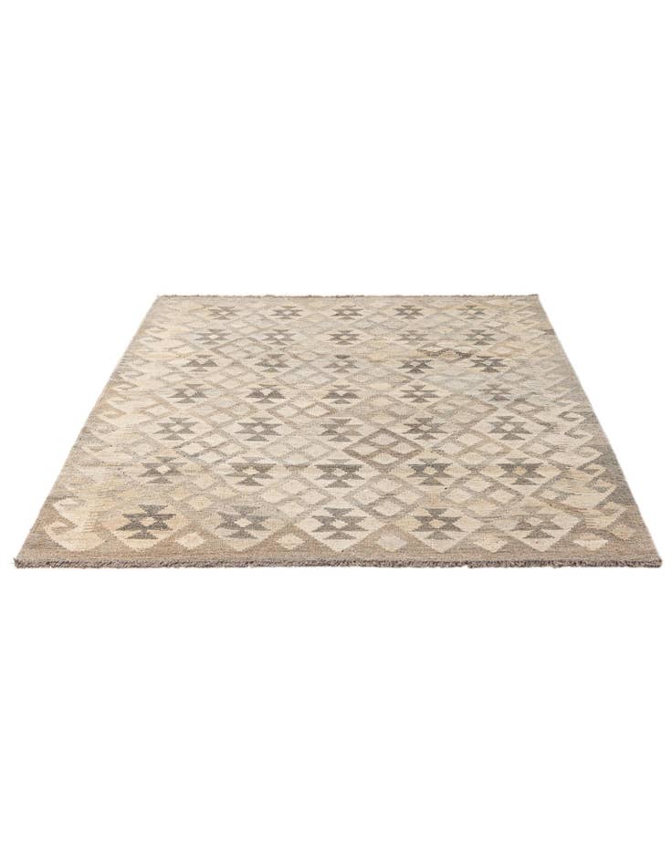 Detail image of  4' 3 x 6'  Hand Woven Kilim Maymana Wool Rug