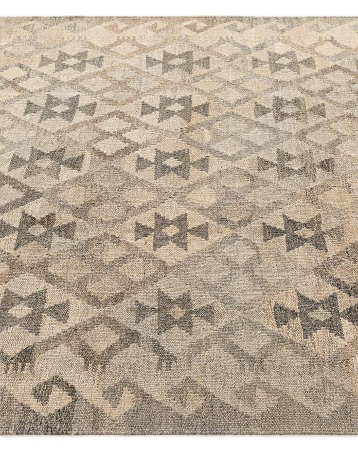 Detail image of  4' 3 x 6'  Hand Woven Kilim Maymana Wool Rug