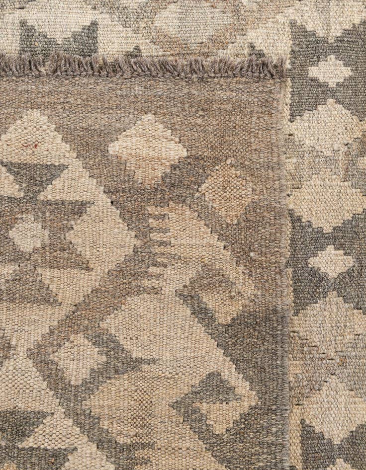 Detail image of  4' 3 x 6'  Hand Woven Kilim Maymana Wool Rug