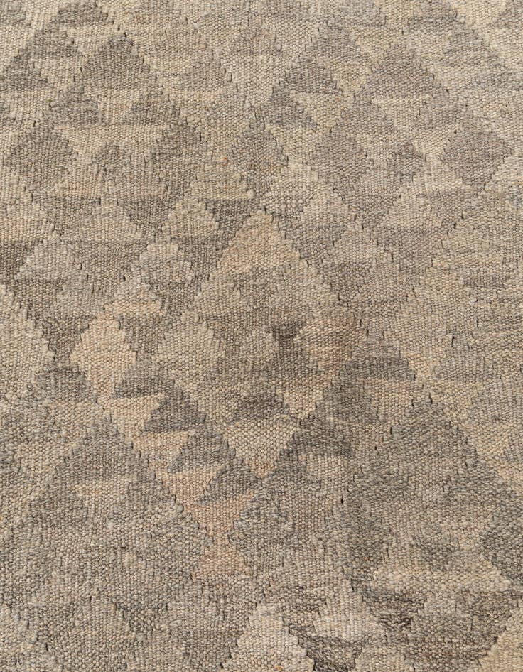 Detail image of  4' 5 x 6'  Hand Woven Kilim Maymana Wool Rug