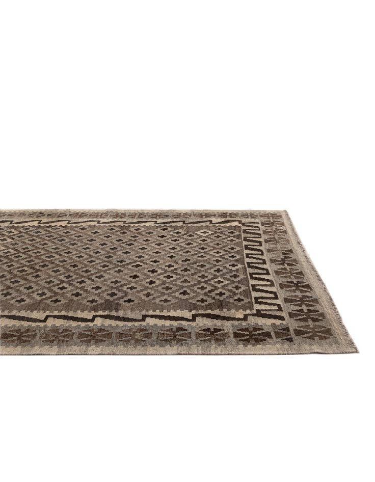 Detail image of  4' 3 x 5' 10  Hand Woven Kilim Maymana Wool Rug