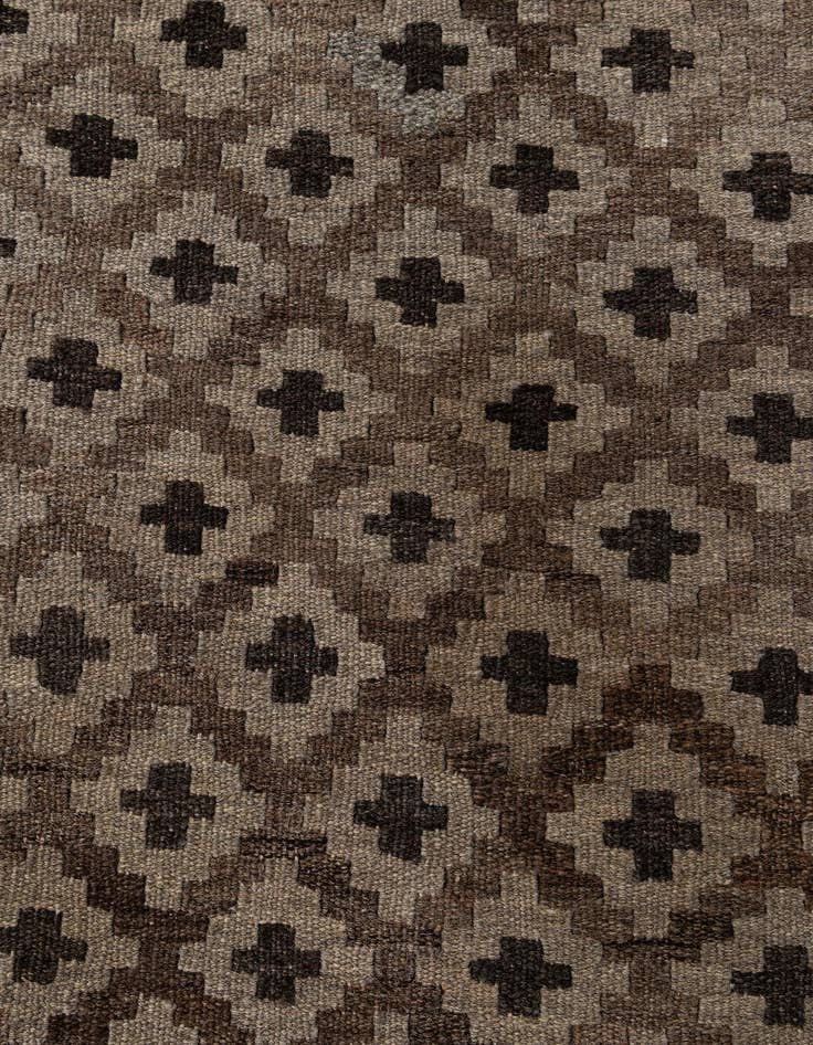 Detail image of  4' 3 x 5' 10  Hand Woven Kilim Maymana Wool Rug