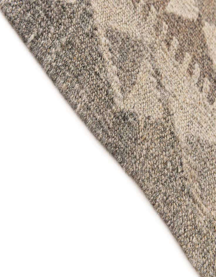 Detail image of  4' 5 x 5' 10  Hand Woven Kilim Maymana Wool Rug