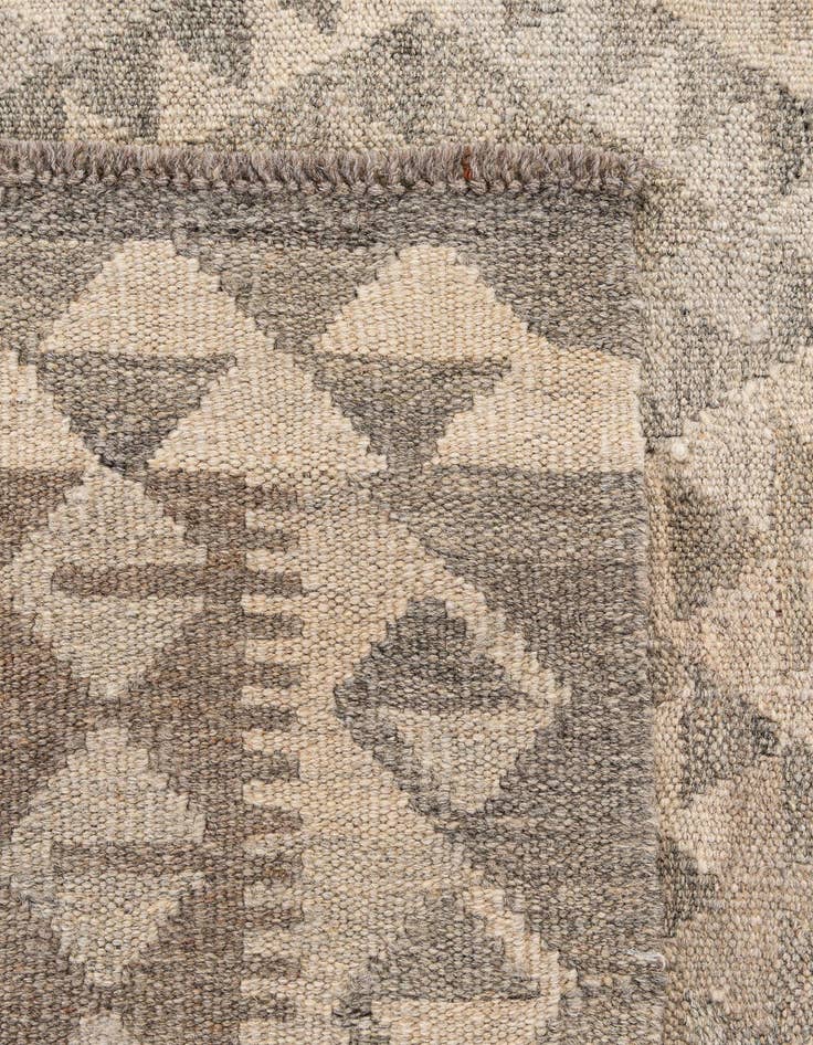 Detail image of  4' 5 x 5' 10  Hand Woven Kilim Maymana Wool Rug