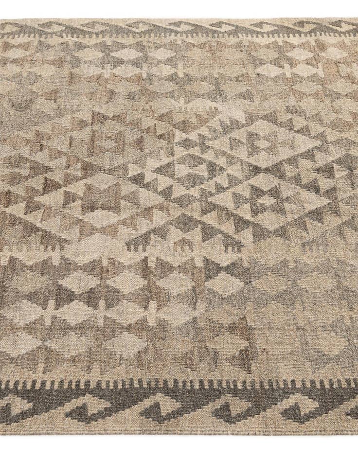 Detail image of  4' 1 x 6' 4  Hand Woven Kilim Maymana Wool Rug