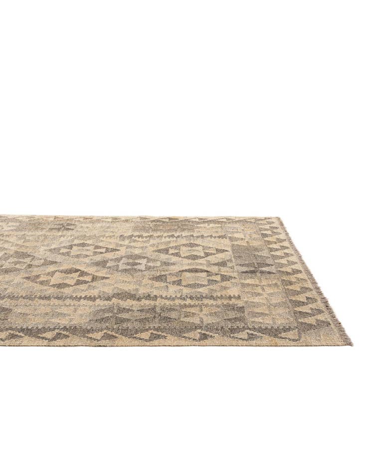 Detail image of  4' 1 x 6' 2  Hand Woven Kilim Maymana Wool Rug