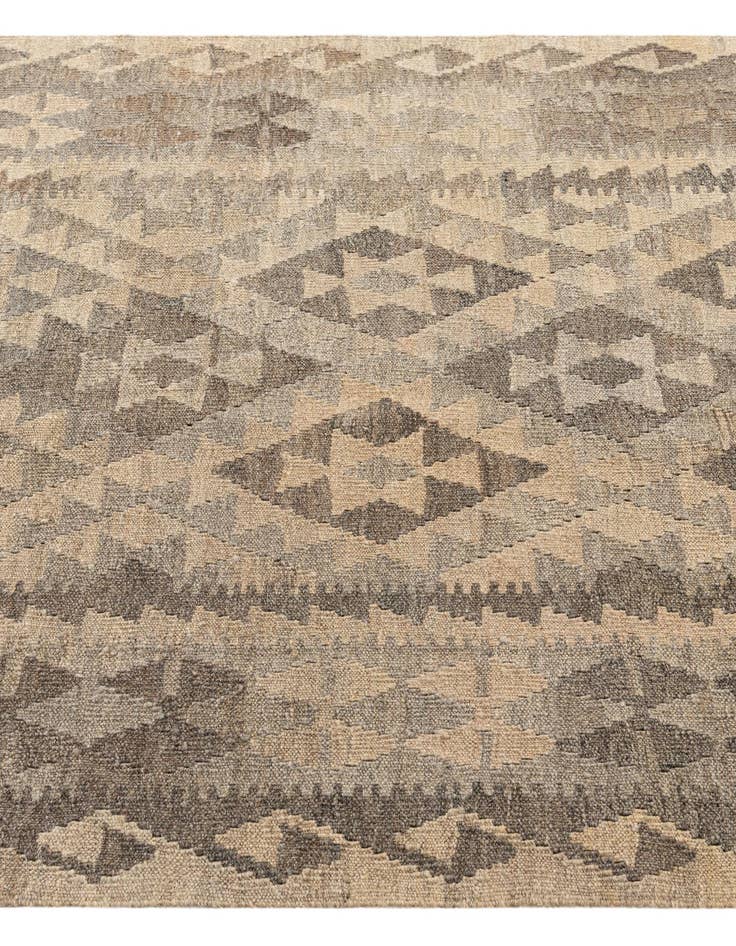 Detail image of  4' 1 x 6' 2  Hand Woven Kilim Maymana Wool Rug