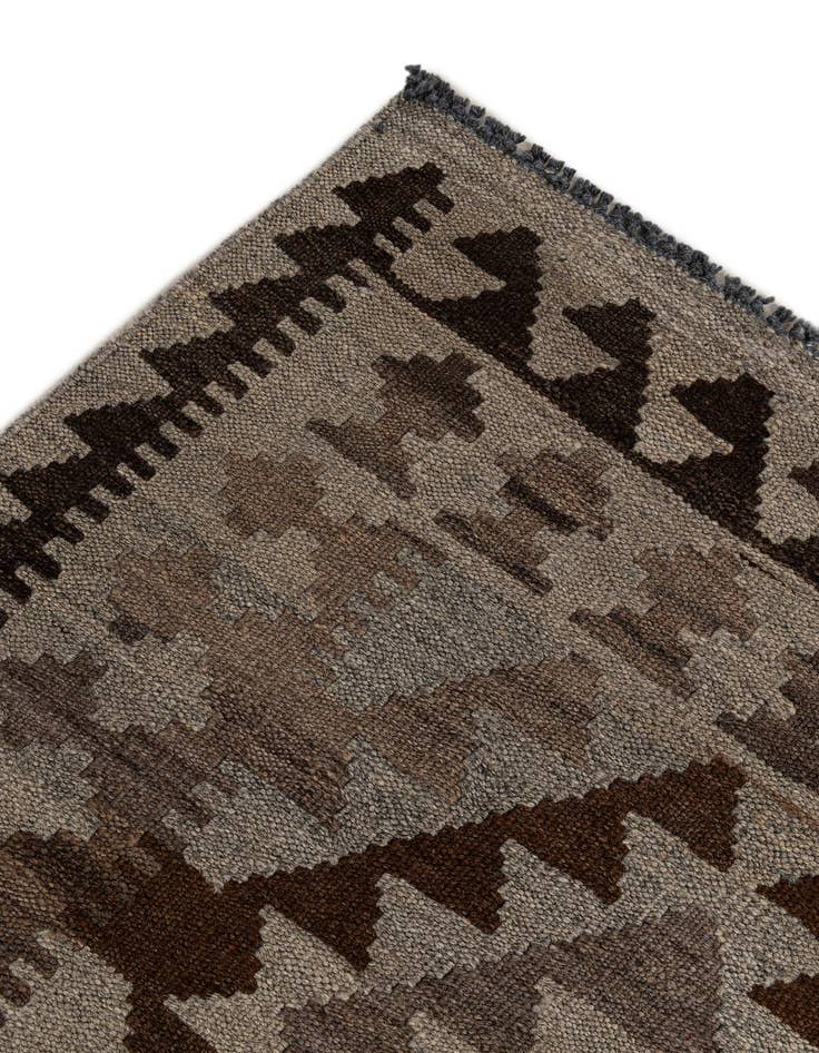 Detail image of  4' 1 x 6' 2  Hand Woven Kilim Maymana Wool Rug