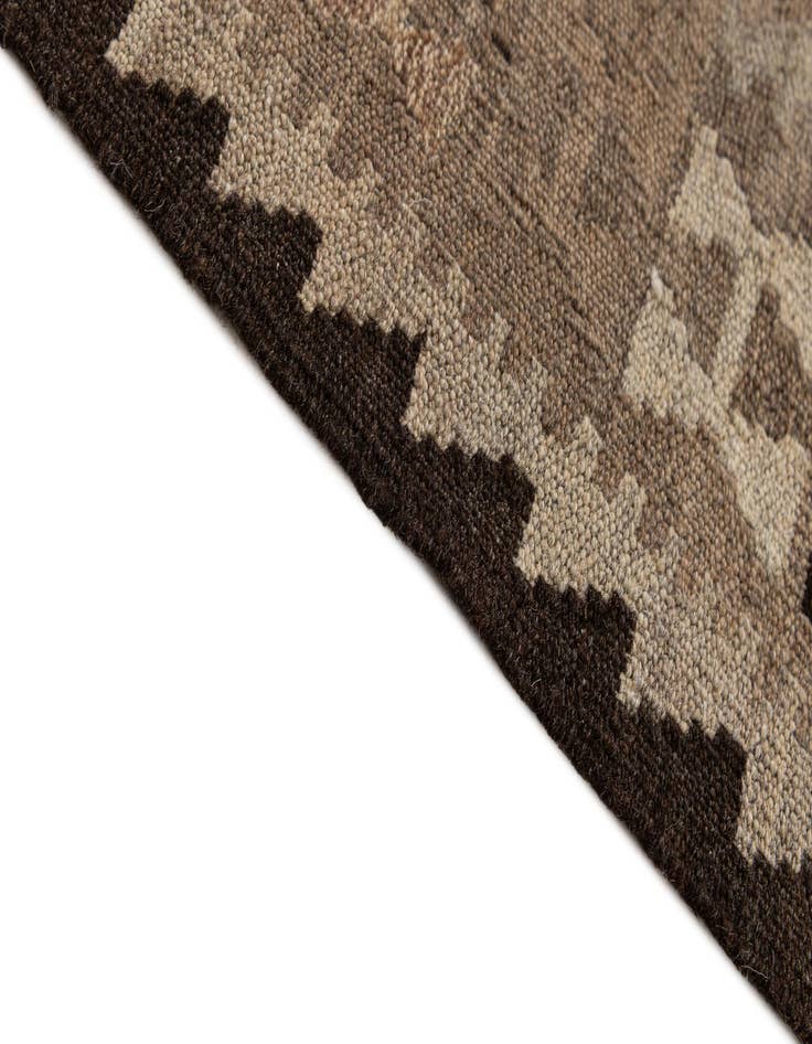 Detail image of  4' 4 x 6' 1  Hand Woven Kilim Maymana Wool Rug