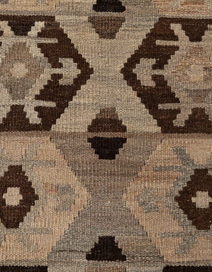 Detail image of  4' 4 x 6' 1  Hand Woven Kilim Maymana Wool Rug