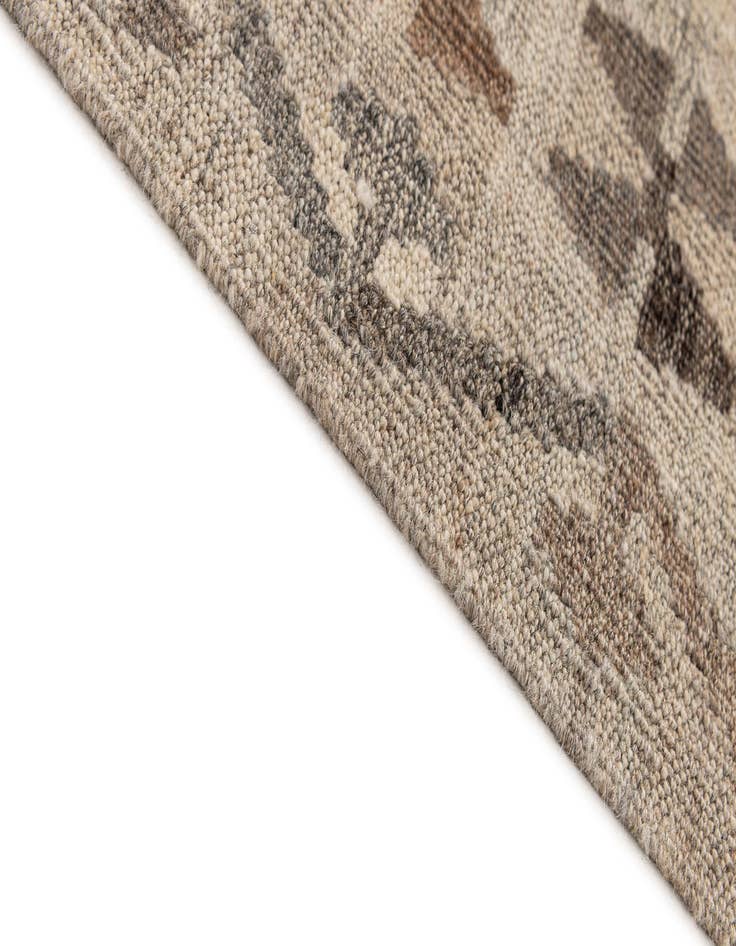 Detail image of  4' 3 x 6' 8  Hand Woven Kilim Maymana Wool Rug