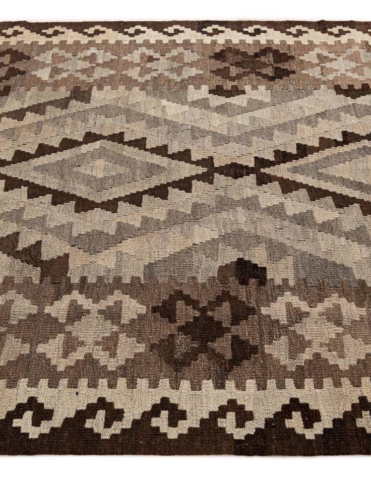 Detail image of  4' 4 x 6' 6  Hand Woven Kilim Maymana Wool Rug
