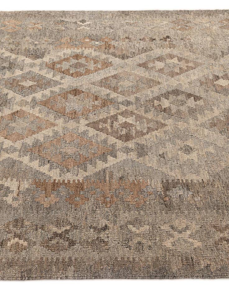 Detail image of  4' 3 x 6' 6  Hand Woven Kilim Maymana Wool Rug