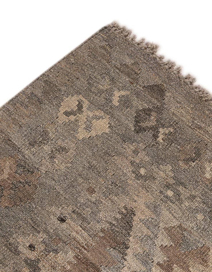 Detail image of  4' 3 x 6' 6  Hand Woven Kilim Maymana Wool Rug