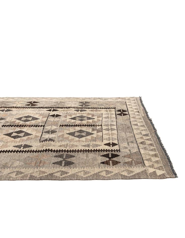 Detail image of  4' 3 x 7'  Hand Woven Kilim Maymana Wool Rug