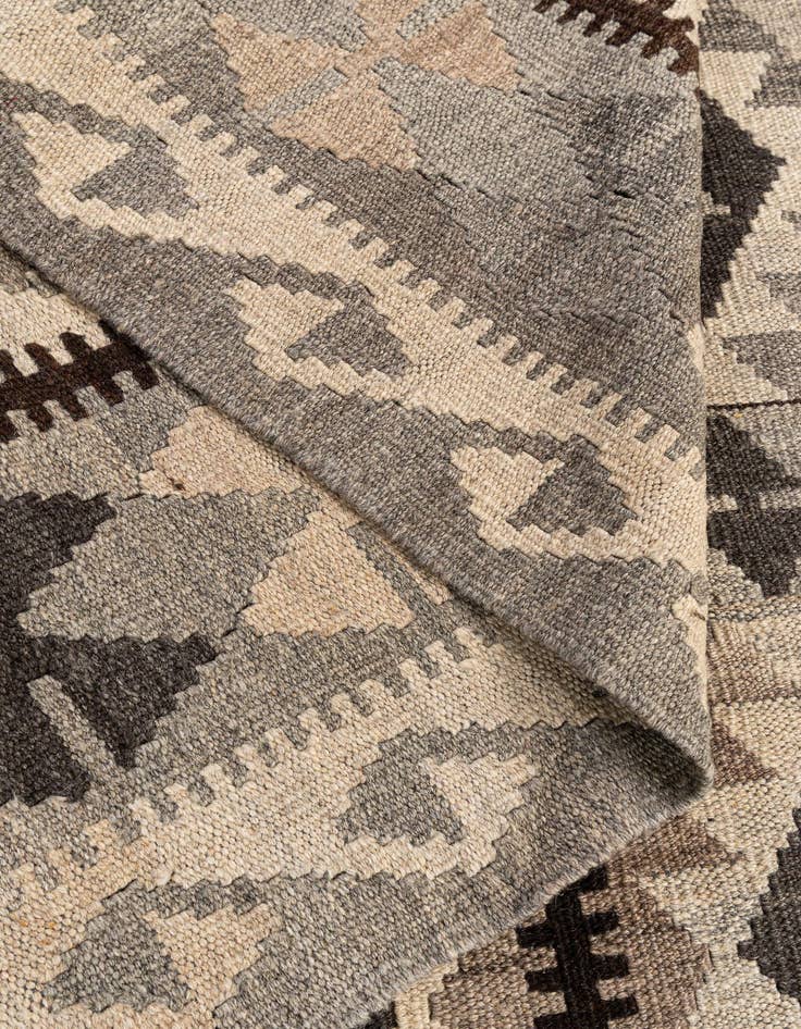 Detail image of  4' 3 x 7'  Hand Woven Kilim Maymana Wool Rug