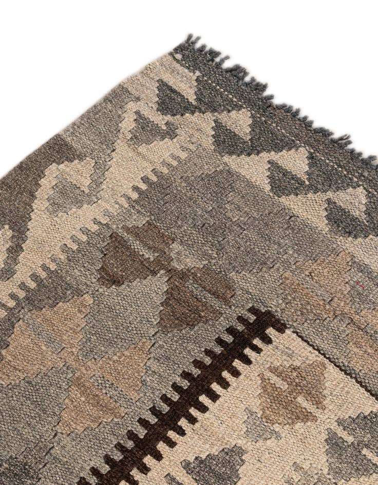 Detail image of  4' 3 x 7'  Hand Woven Kilim Maymana Wool Rug