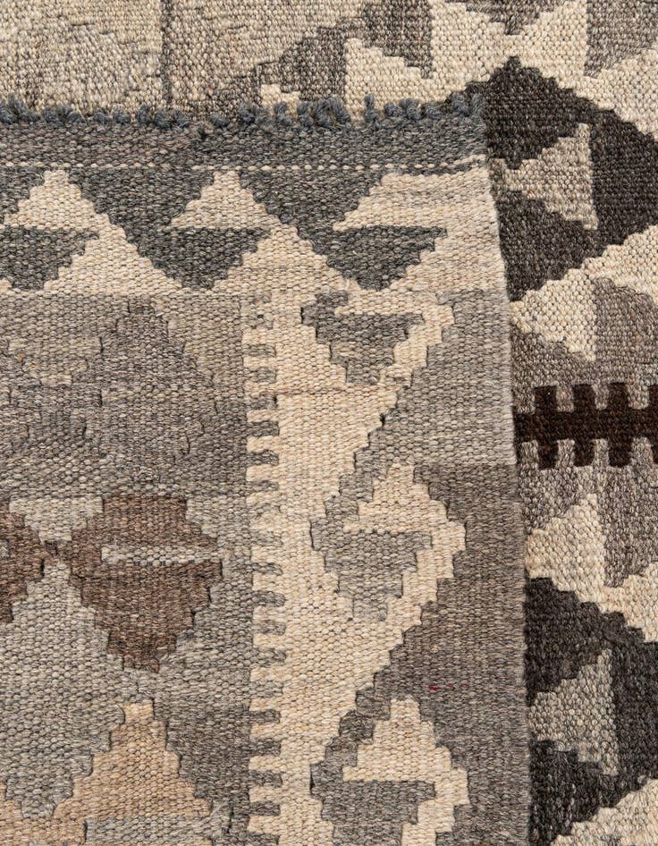 Detail image of  4' 3 x 7'  Hand Woven Kilim Maymana Wool Rug