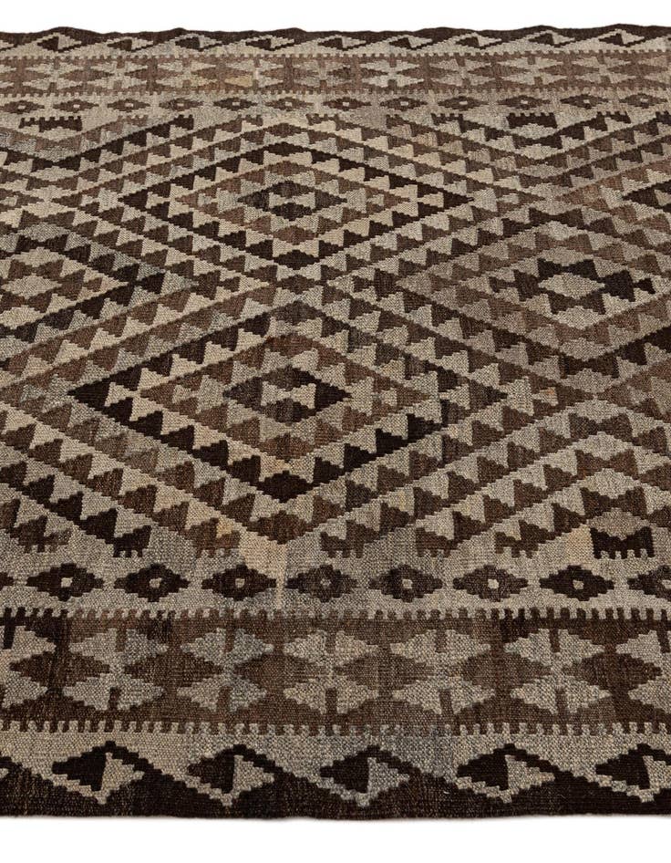 Detail image of  4' 6 x 5' 10  Hand Woven Kilim Maymana Wool Rug