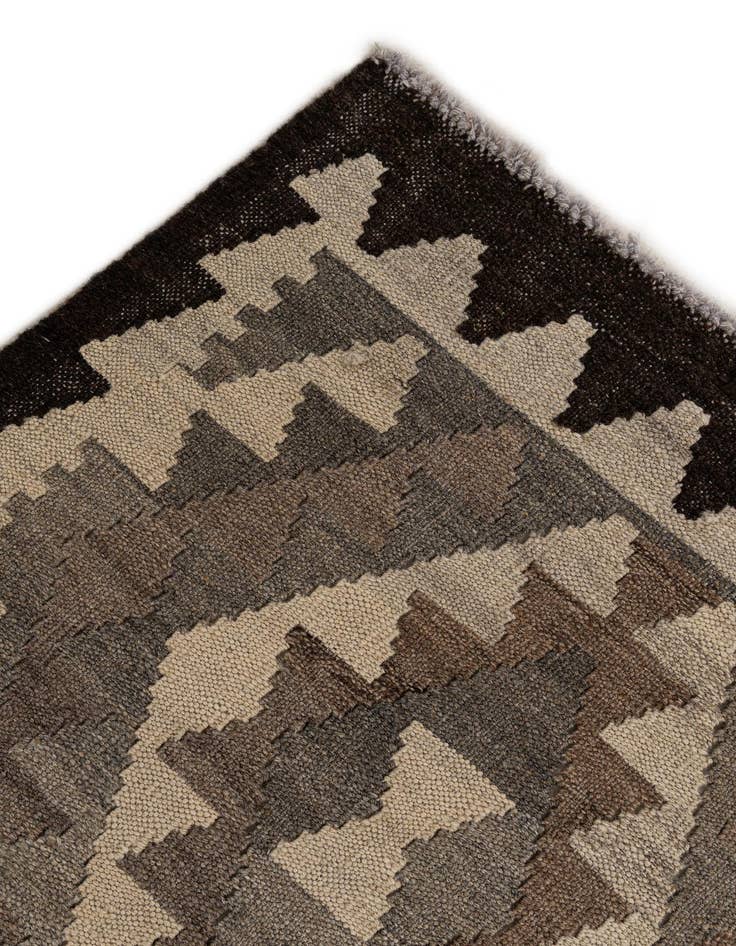 Detail image of  4' 5 x 6' 1  Hand Woven Kilim Maymana Wool Rug