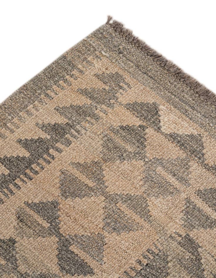 Detail image of  4' 8 x 6' 5  Hand Woven Kilim Maymana Wool Rug