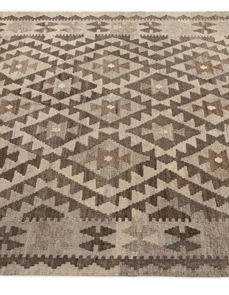 Detail image of  4' 8 x 6' 8  Hand Woven Kilim Maymana Wool Rug