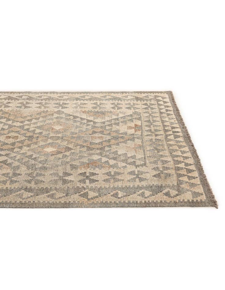 Detail image of  4' 9 x 7' 7  Hand Woven Kilim Maymana Wool Rug
