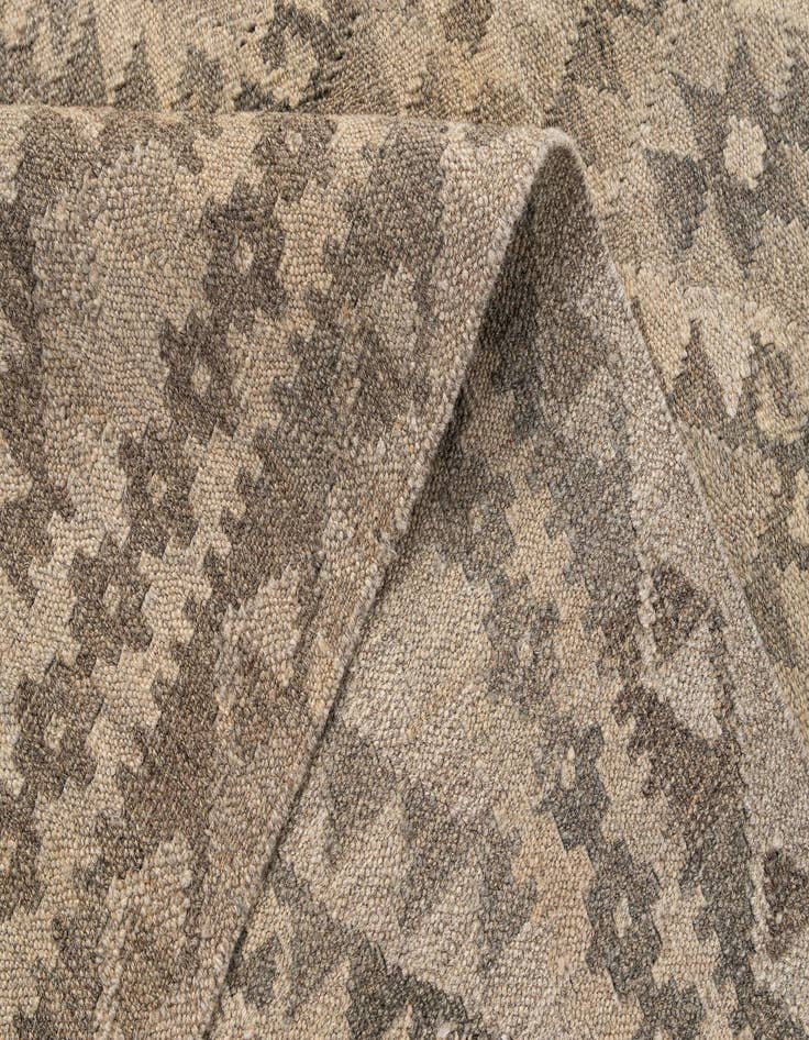 Detail image of  5' 2 x 6' 5  Hand Woven Kilim Maymana Wool Rug