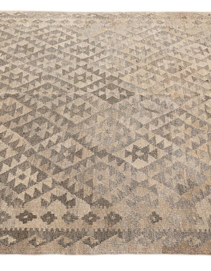 Detail image of  4' 11 x 6' 3  Hand Woven Kilim Maymana Wool Rug