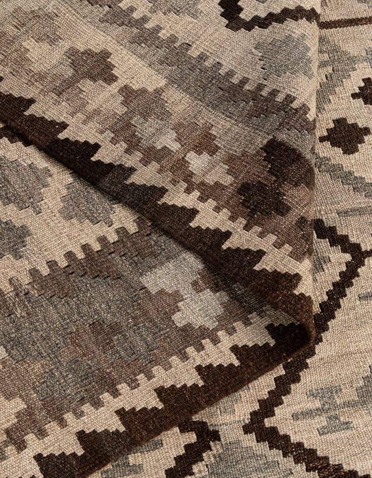 Detail image of  4' 11 x 6' 3  Hand Woven Kilim Maymana Wool Rug