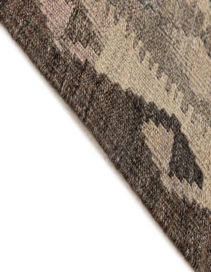 Detail image of  6' 7 x 9' 9  Hand Woven Kilim Maymana Wool Rug