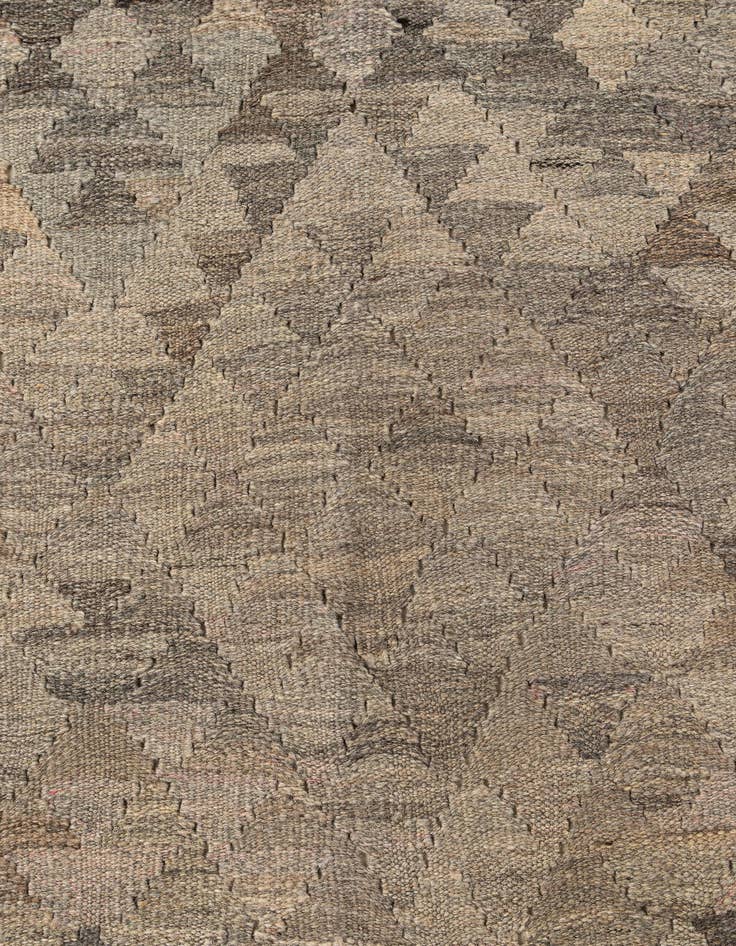 Detail image of  6' 7 x 9' 9  Hand Woven Kilim Maymana Wool Rug