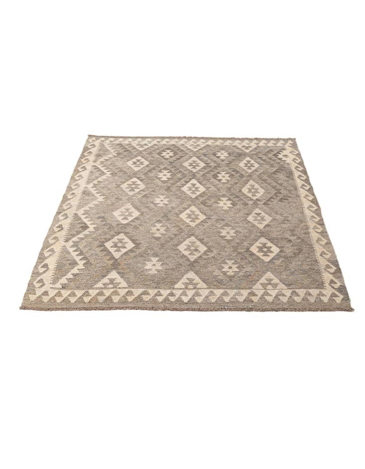 Detail image of  5' 2 x 6' 7  Hand Woven Kilim Maymana Wool Rug